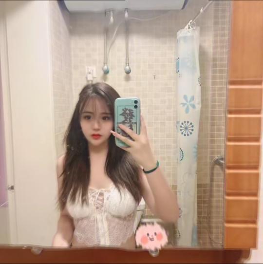 兼职极品身材大学生